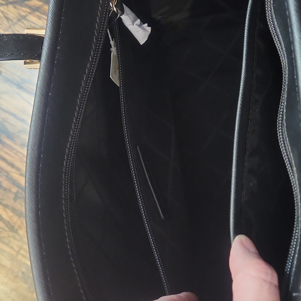 MICHAEL KORS JET SET TRAVEL BAG - Picture 6 of 6